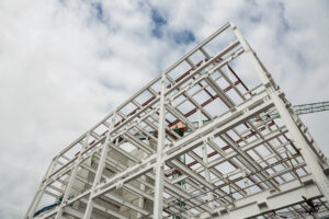 Structure métallique conçue sur mesure.